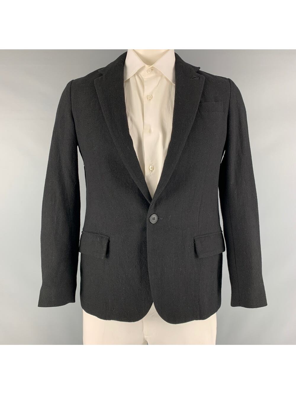 SUPERFINE Size L Black Shimmery Polyester Blend Single Button Sport Coat